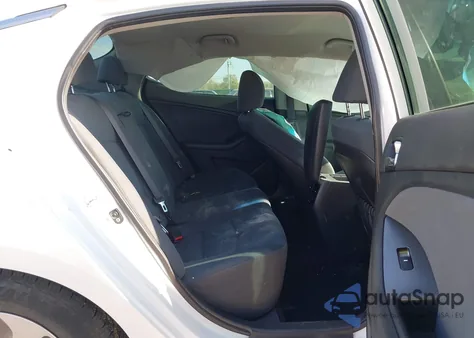 2014 Kia Optima Hybrid Lx из США, поврежденный, VIN KNAGM4AD8E5065875